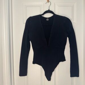 Aritzia/TNA Black Long Sleeve Bodysuit